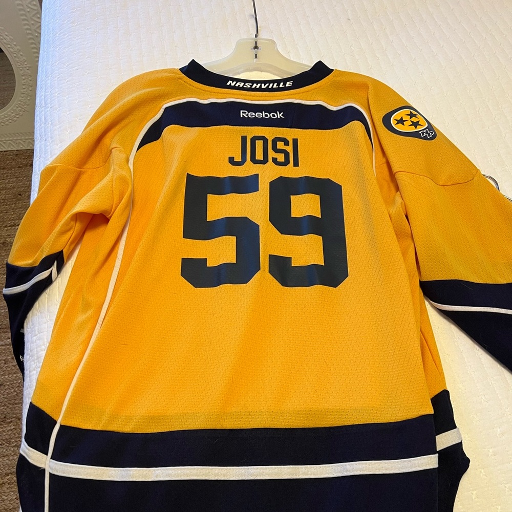 Roman Josi Nashville predators hockey Jersey